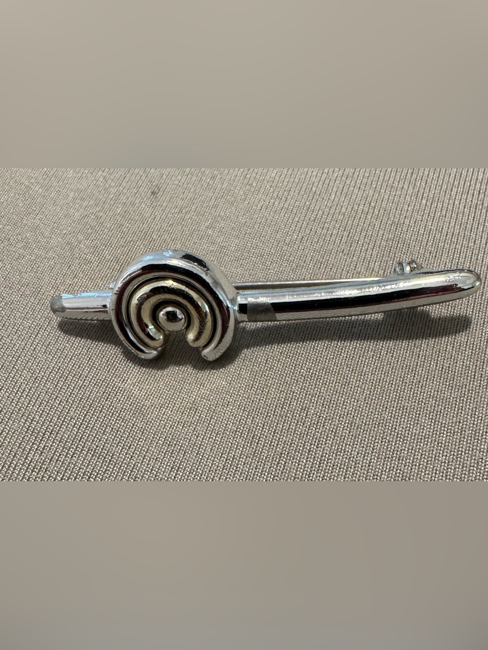 Sarah Coventry pin